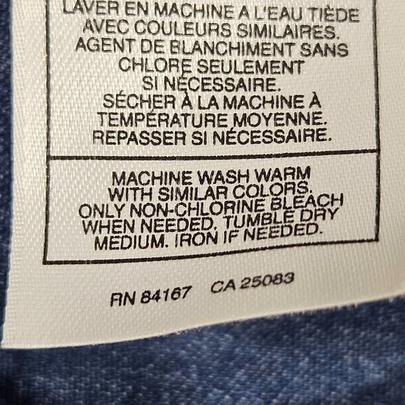 Disney Store Denim Shirt Winnie The Pooh Tigger Eeyore Piglet Embroidery Medium - Picture 8 of 9